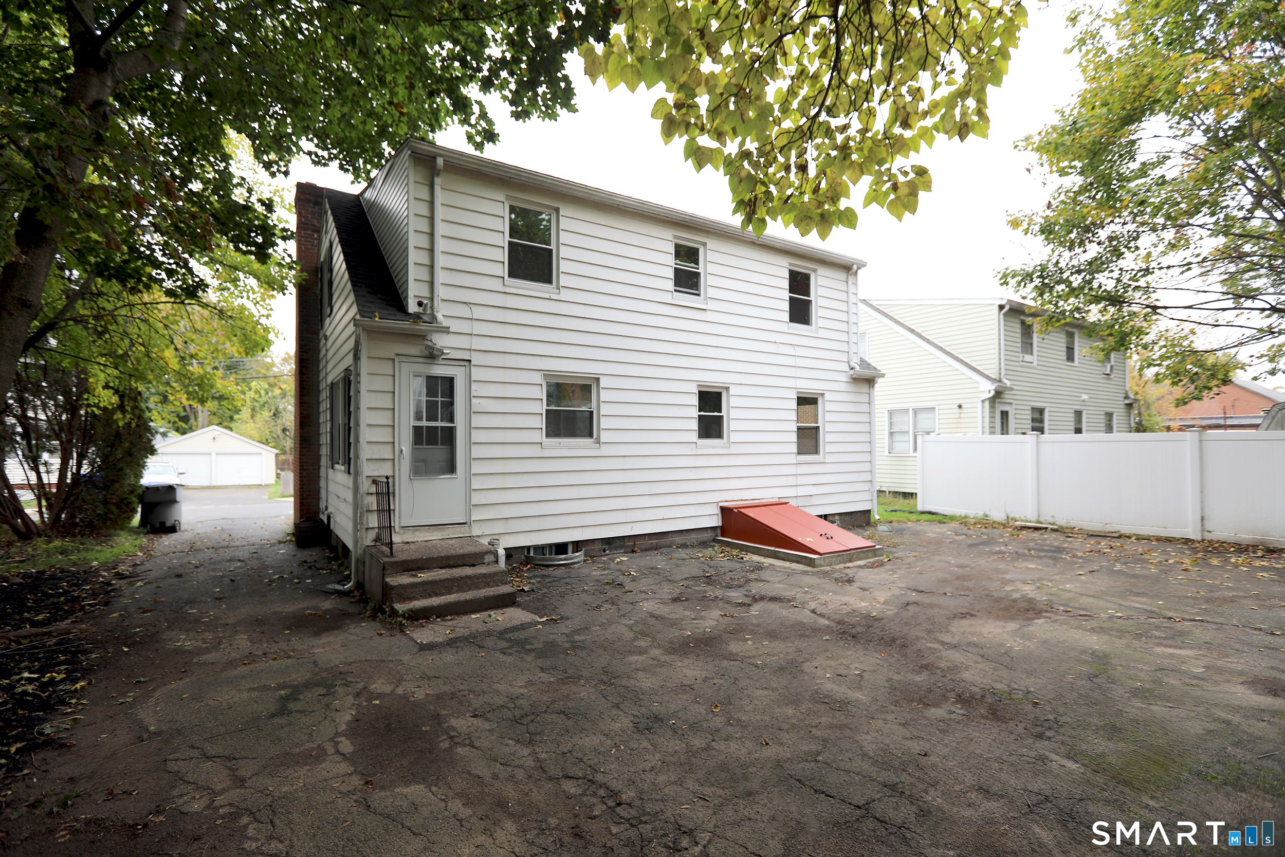 10 Keller Avenue Enfield CT 06082