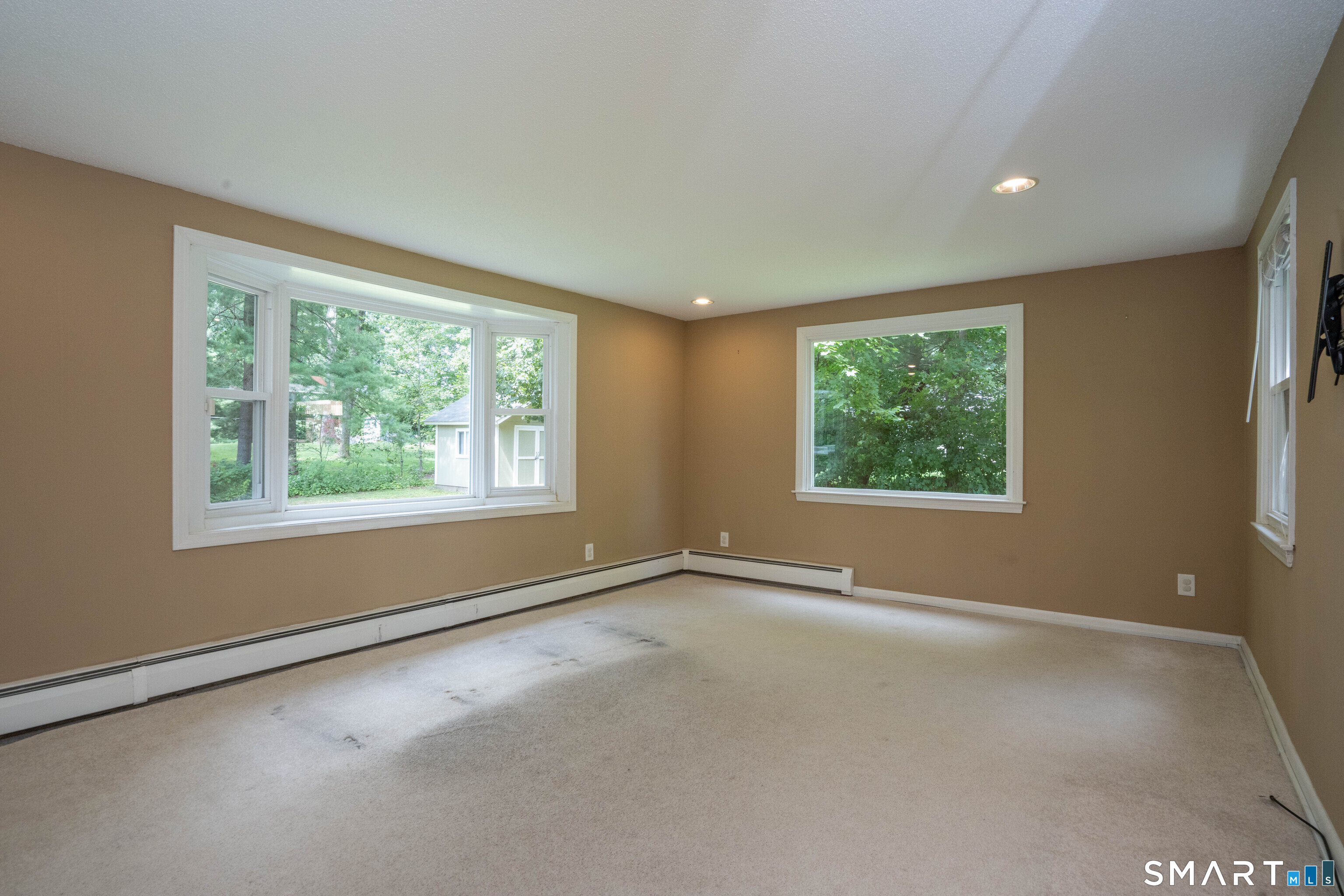 85 Galaxy Drive Manchester CT 06040