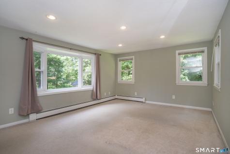 85 Galaxy Drive Manchester CT 06040