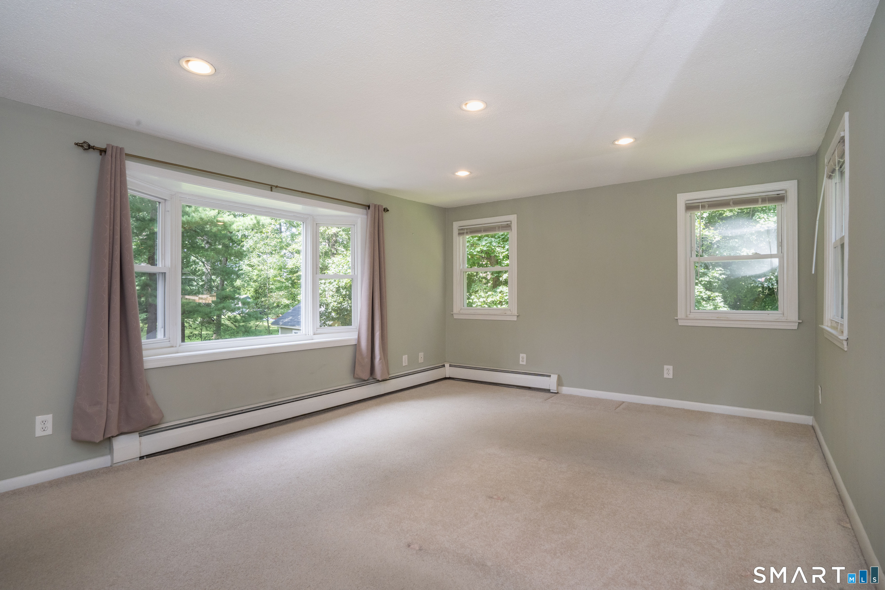 85 Galaxy Drive Manchester CT 06040