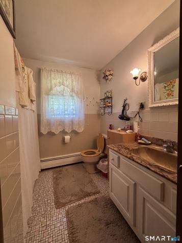 152 Rosengarten Drive Waterbury CT 06704