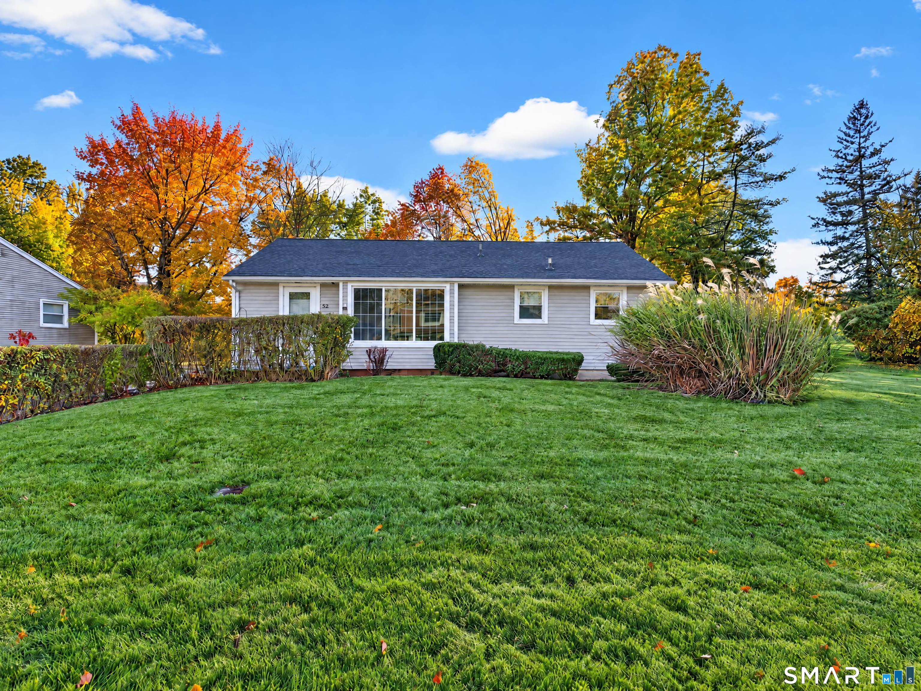 52 Ellsworth Drive Bloomfield CT 06002