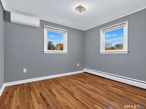 52 Ellsworth Drive Bloomfield CT 06002