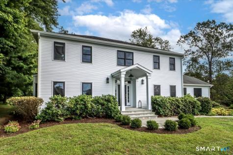 13 Old Castle Drive Newtown CT 06470