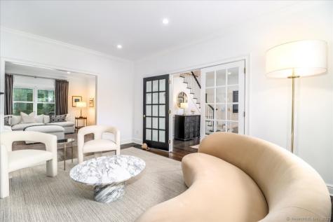 13 Old Castle Drive Newtown CT 06470