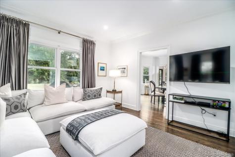 13 Old Castle Drive Newtown CT 06470