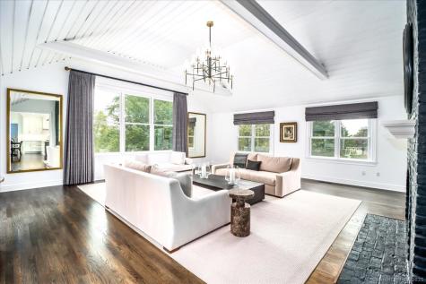 13 Old Castle Drive Newtown CT 06470