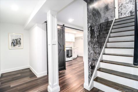 13 Old Castle Drive Newtown CT 06470