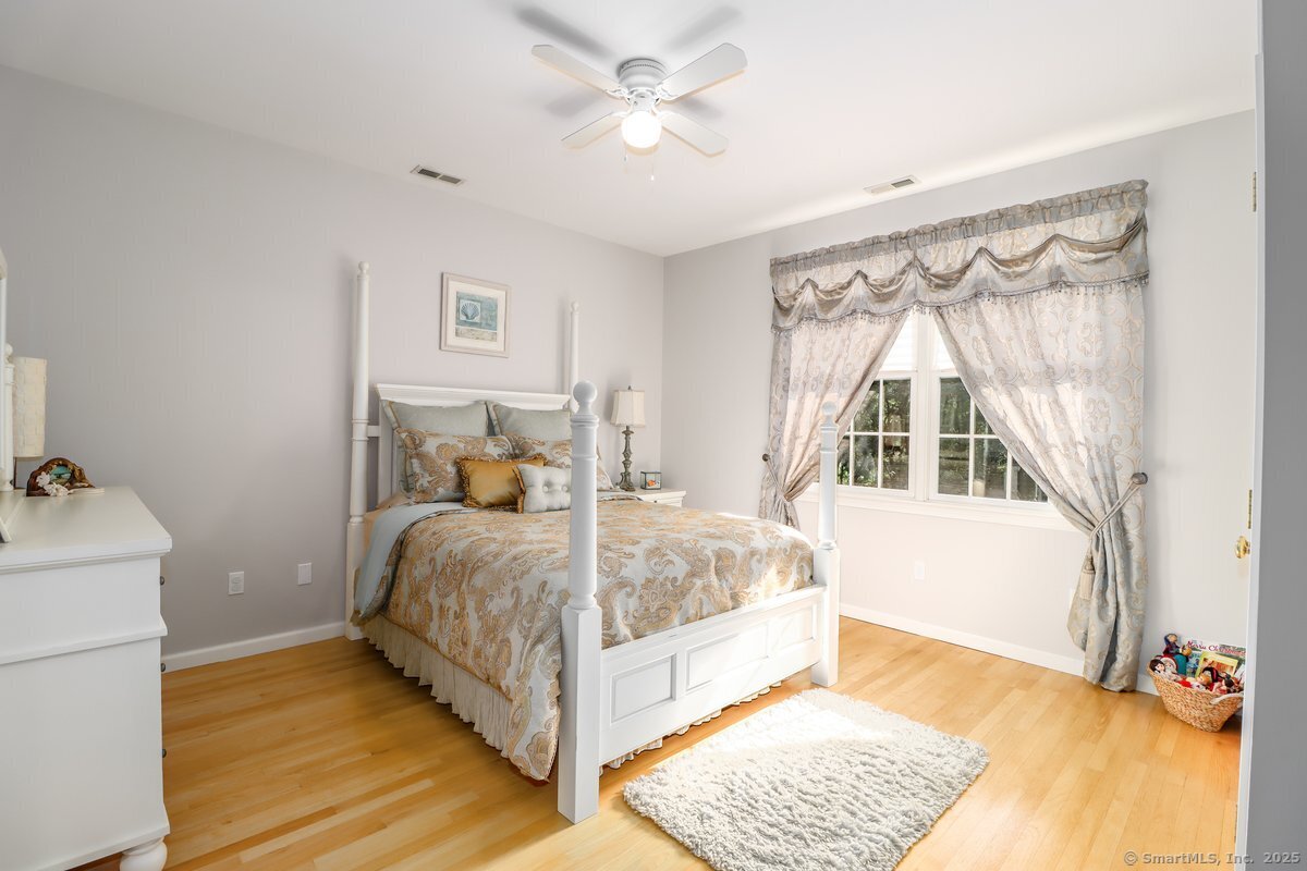 Bridgewater CT 06752