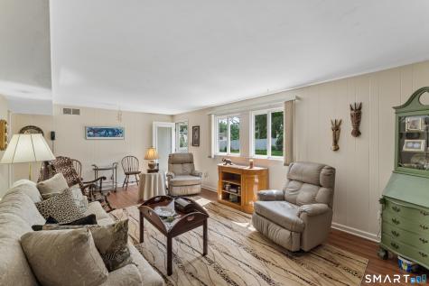 21 Sussex Place Stamford CT 06905