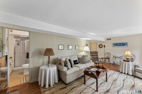 21 Sussex Place Stamford CT 06905