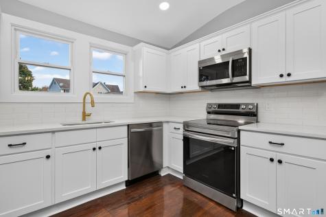 696 High Street Naugatuck CT 06770