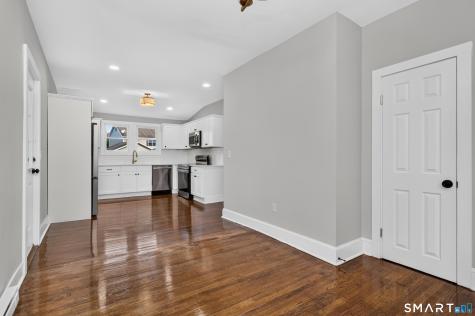 696 High Street Naugatuck CT 06770