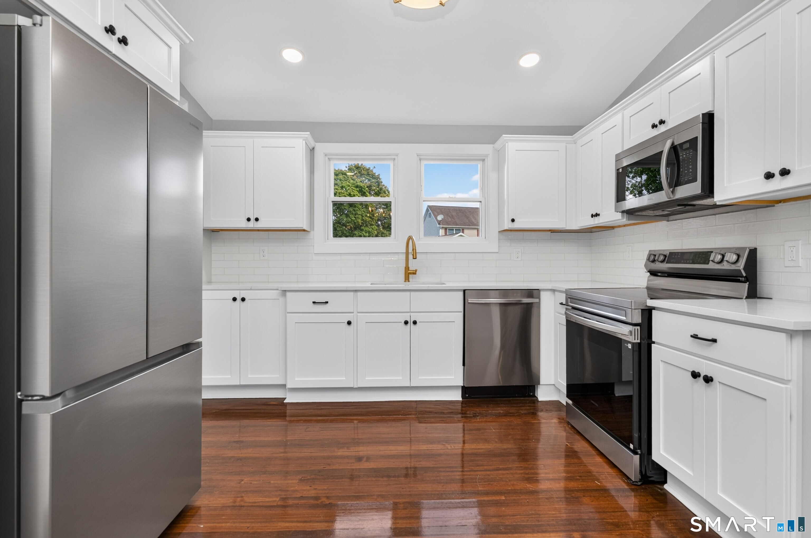 696 High Street Naugatuck CT 06770