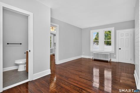 696 High Street Naugatuck CT 06770