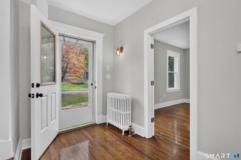 696 High Street Naugatuck CT 06770
