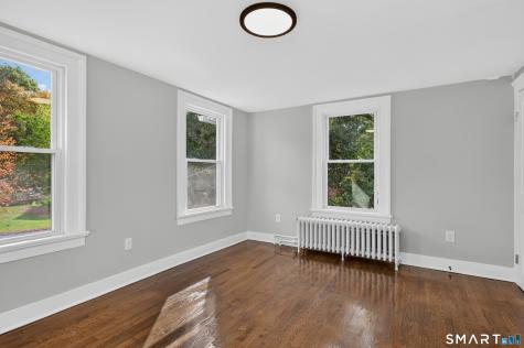 696 High Street Naugatuck CT 06770
