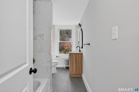 696 High Street Naugatuck CT 06770
