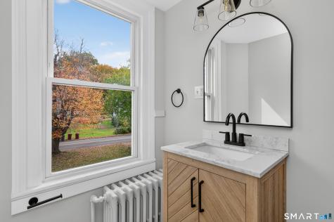 696 High Street Naugatuck CT 06770