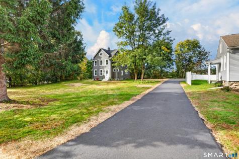 696 High Street Naugatuck CT 06770