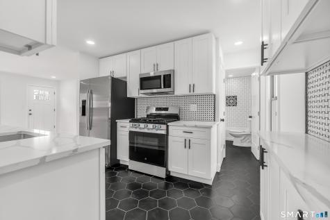 7 Moscariello Place Norwalk CT 06854