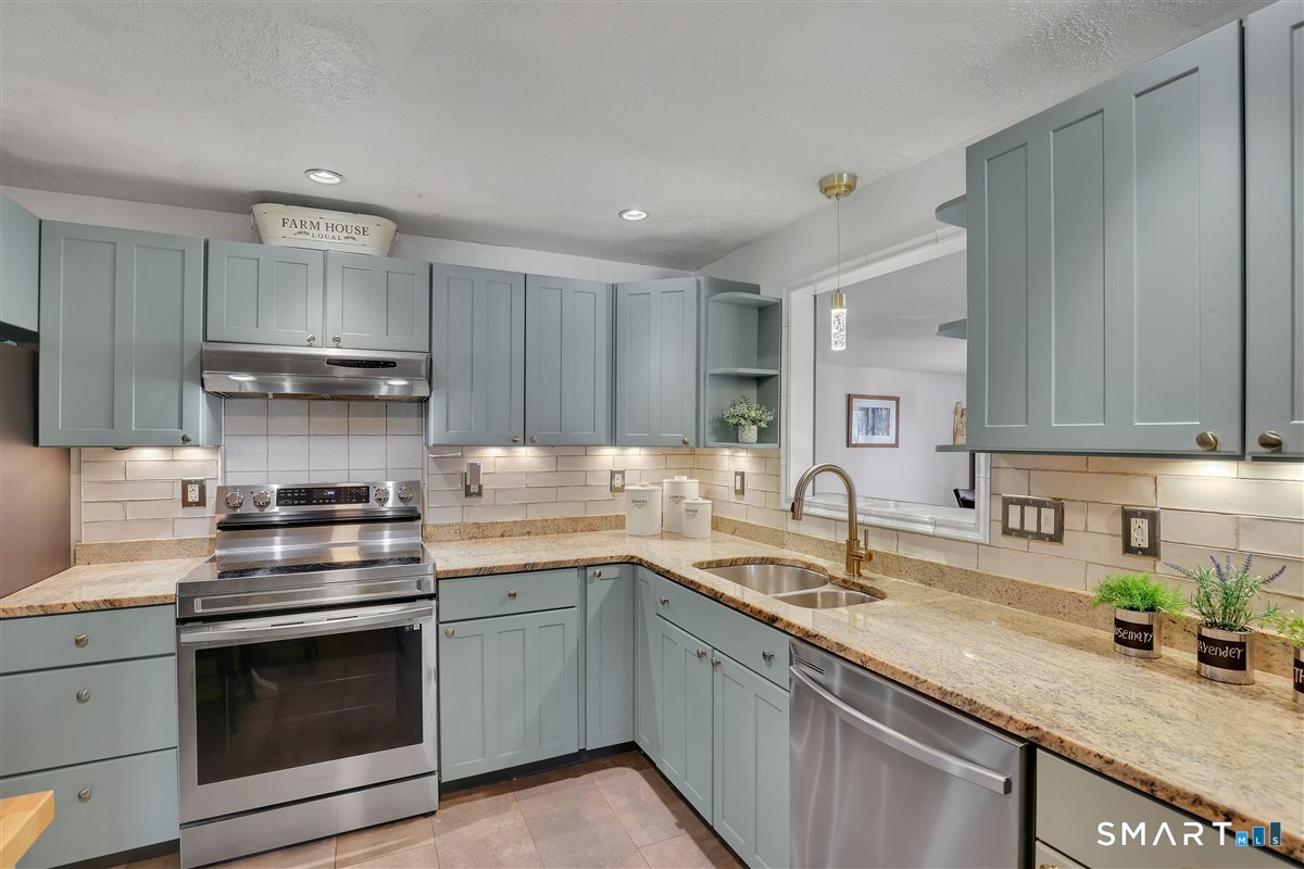 14 Burlwood Drive Burlington CT 06013