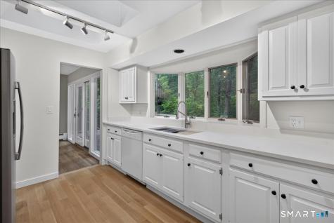 815 Hill Street Hamden CT 06514