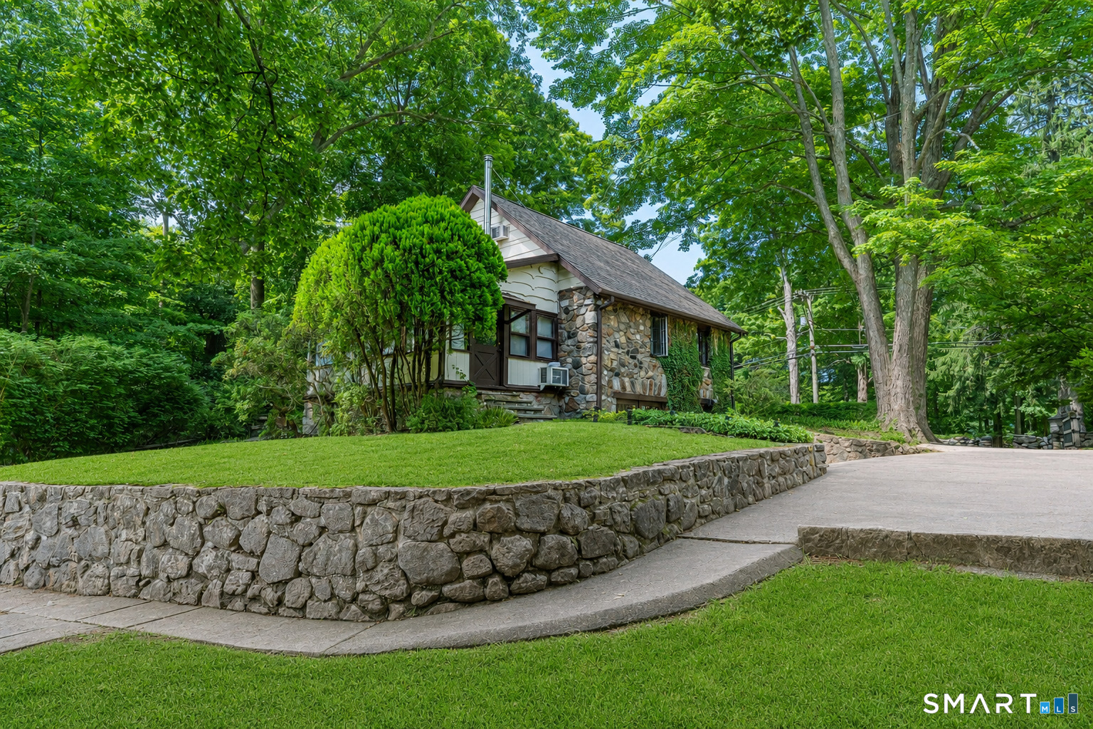 296 Bennetts Farm Road Ridgefield CT 06877