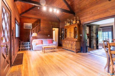 296 Bennetts Farm Road Ridgefield CT 06877