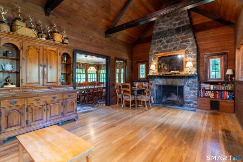 296 Bennetts Farm Road Ridgefield CT 06877