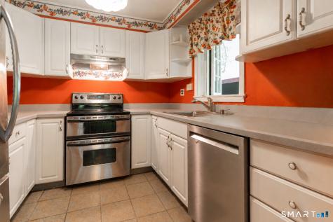296 Bennetts Farm Road Ridgefield CT 06877