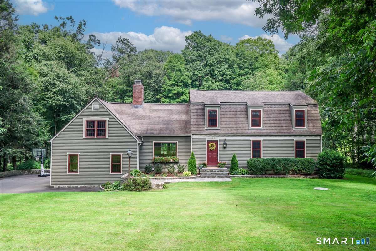 121 Carriage Drive Southbury CT 06488