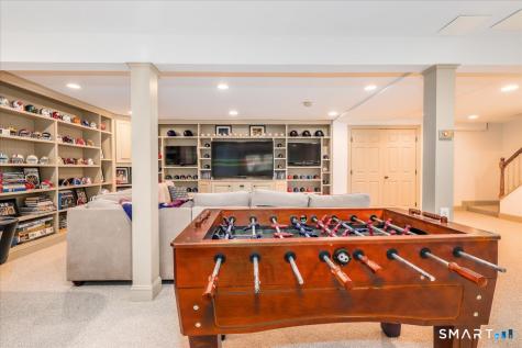 121 Carriage Drive Southbury CT 06488