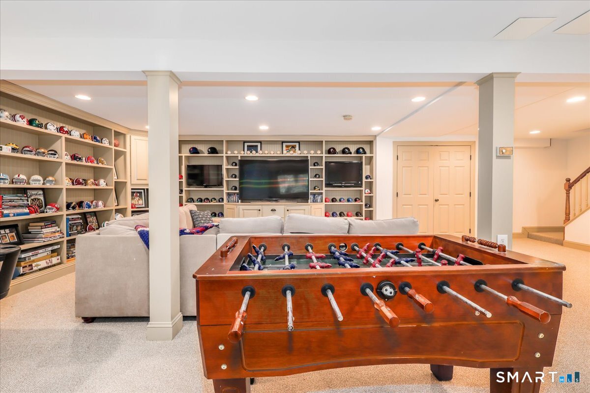 121 Carriage Drive Southbury CT 06488