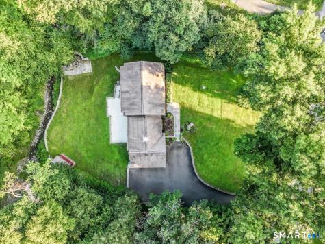 121 Carriage Drive Southbury CT 06488