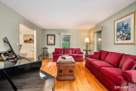 121 Carriage Drive Southbury CT 06488