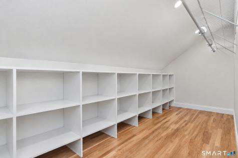 34 Rimmon Road Woodbridge CT 06525