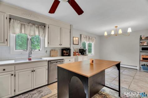 37 Woodside Drive Branford CT 06405