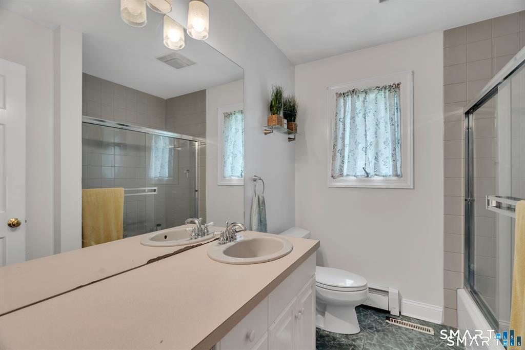 37 Woodside Drive Branford CT 06405