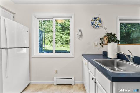 62 Featherbed Lane Branford CT 06405