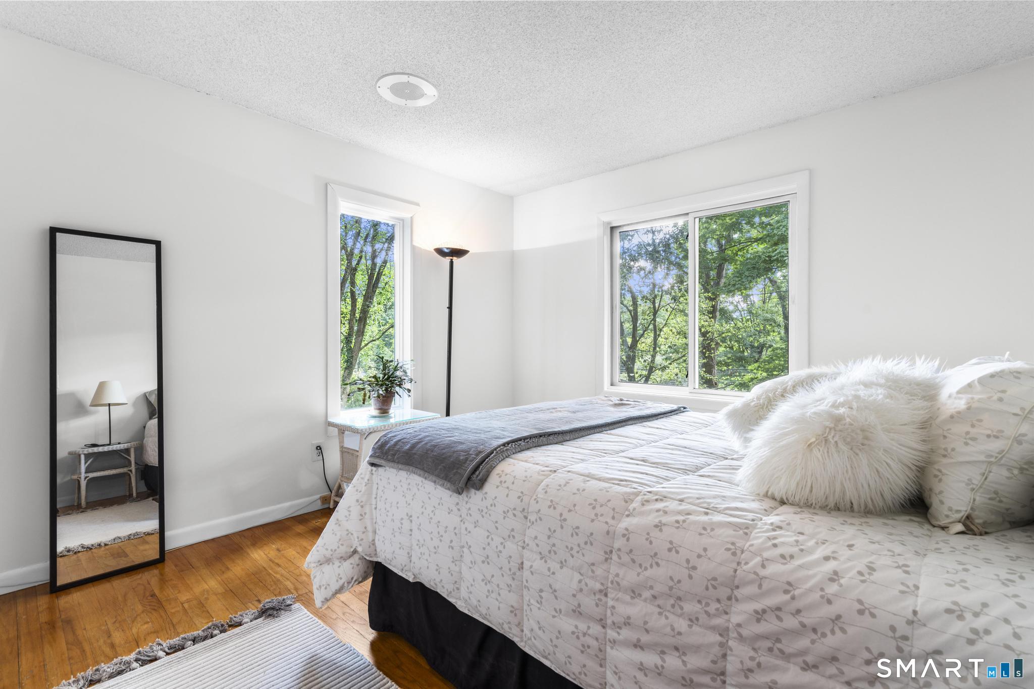 62 Featherbed Lane Branford CT 06405
