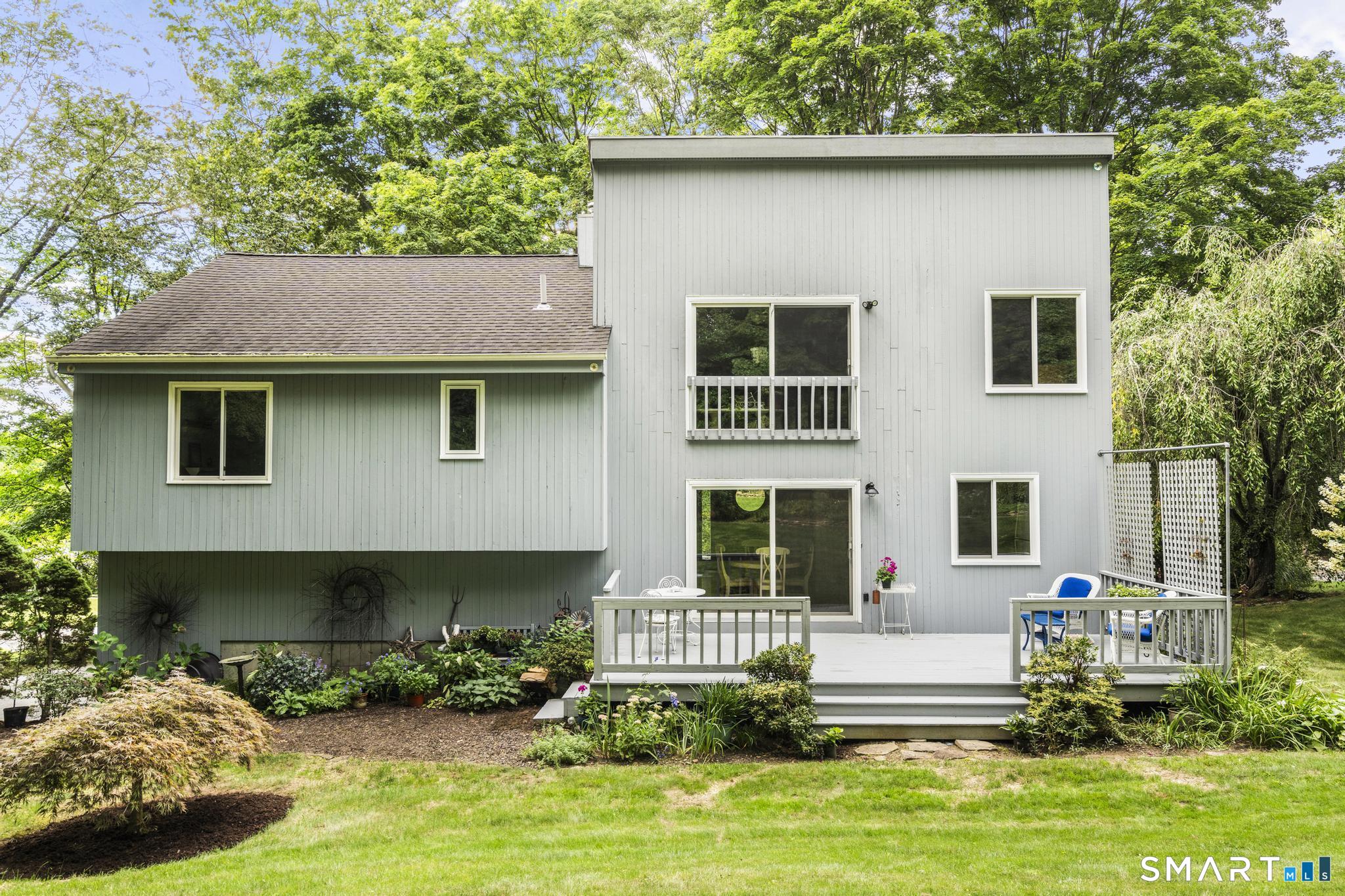 62 Featherbed Lane Branford CT 06405