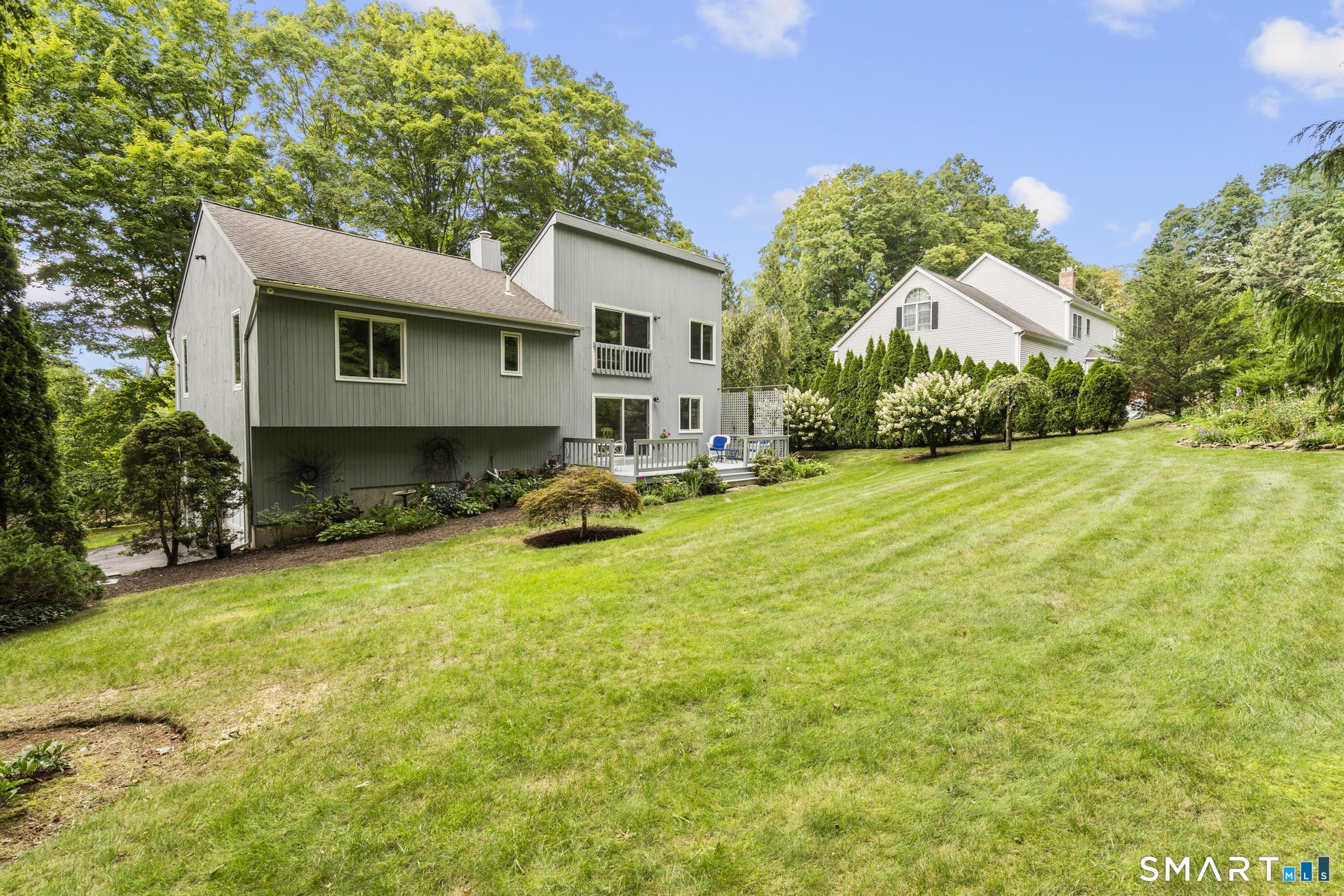 62 Featherbed Lane Branford CT 06405