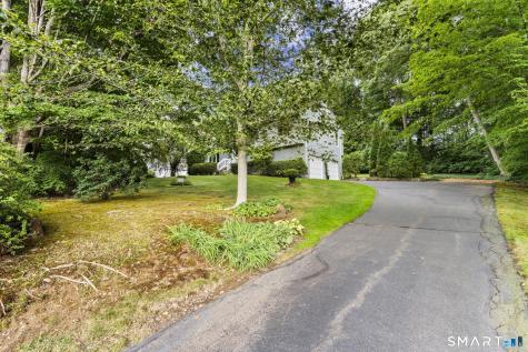 62 Featherbed Lane Branford CT 06405