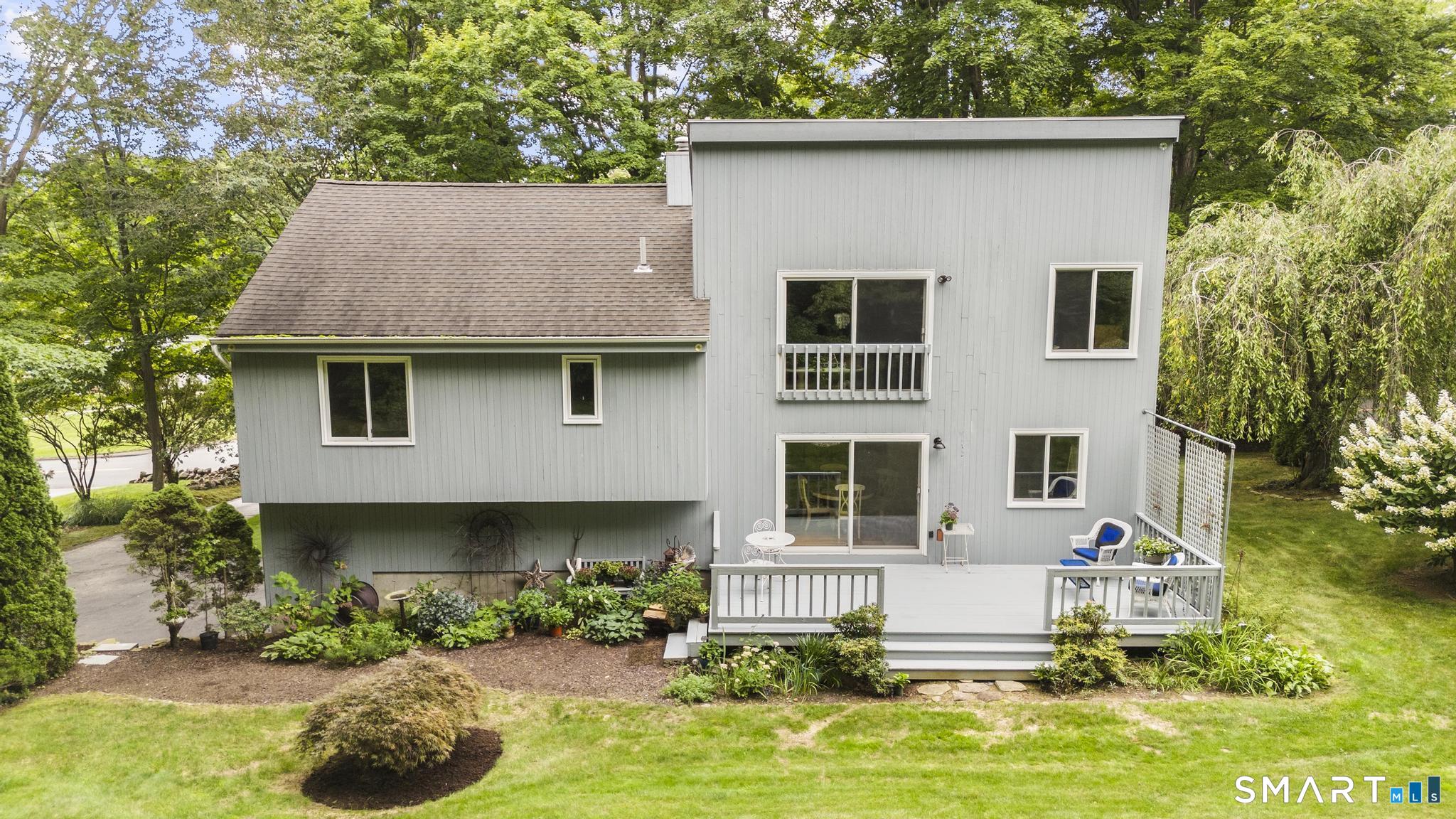 62 Featherbed Lane Branford CT 06405