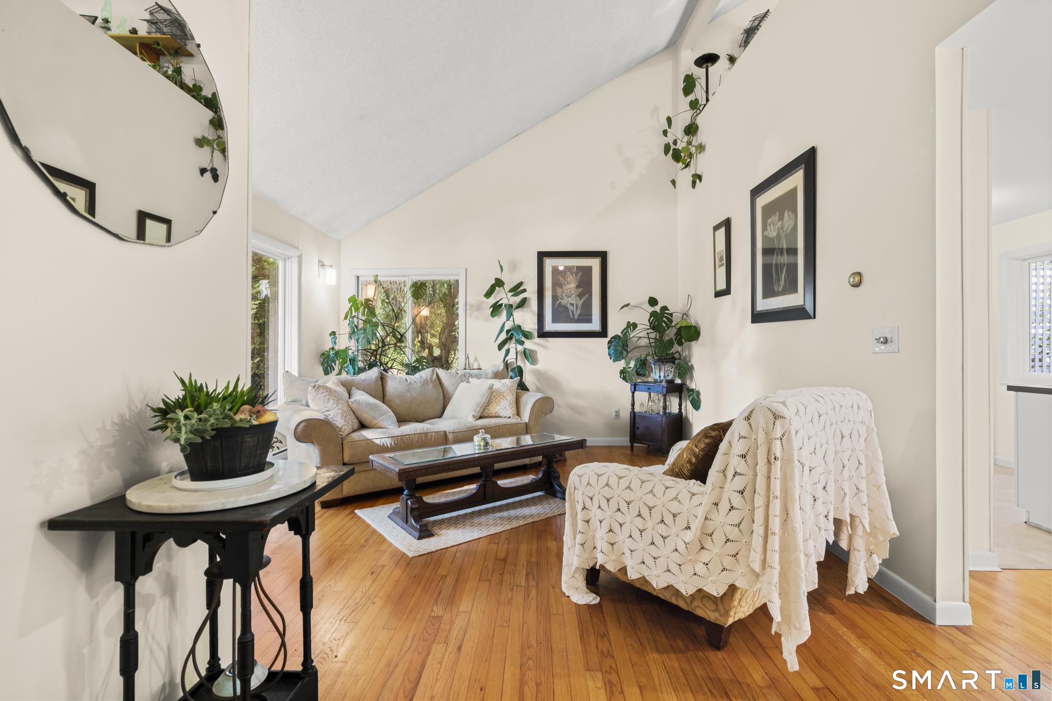 62 Featherbed Lane Branford CT 06405