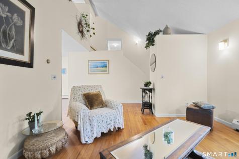 62 Featherbed Lane Branford CT 06405
