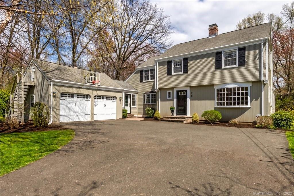 16 Old Field Road West Hartford CT 06117