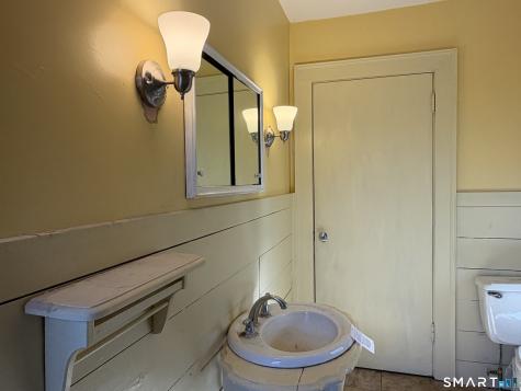 25 Spring Street Portland CT 06480