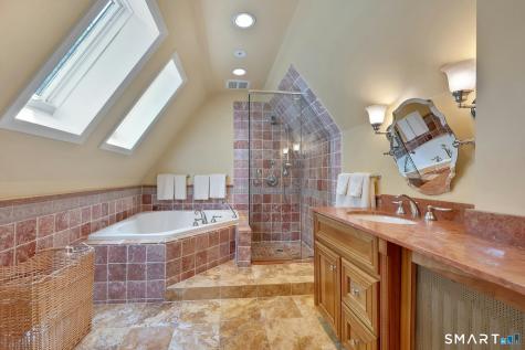 52 Center Drive Greenwich CT 06870